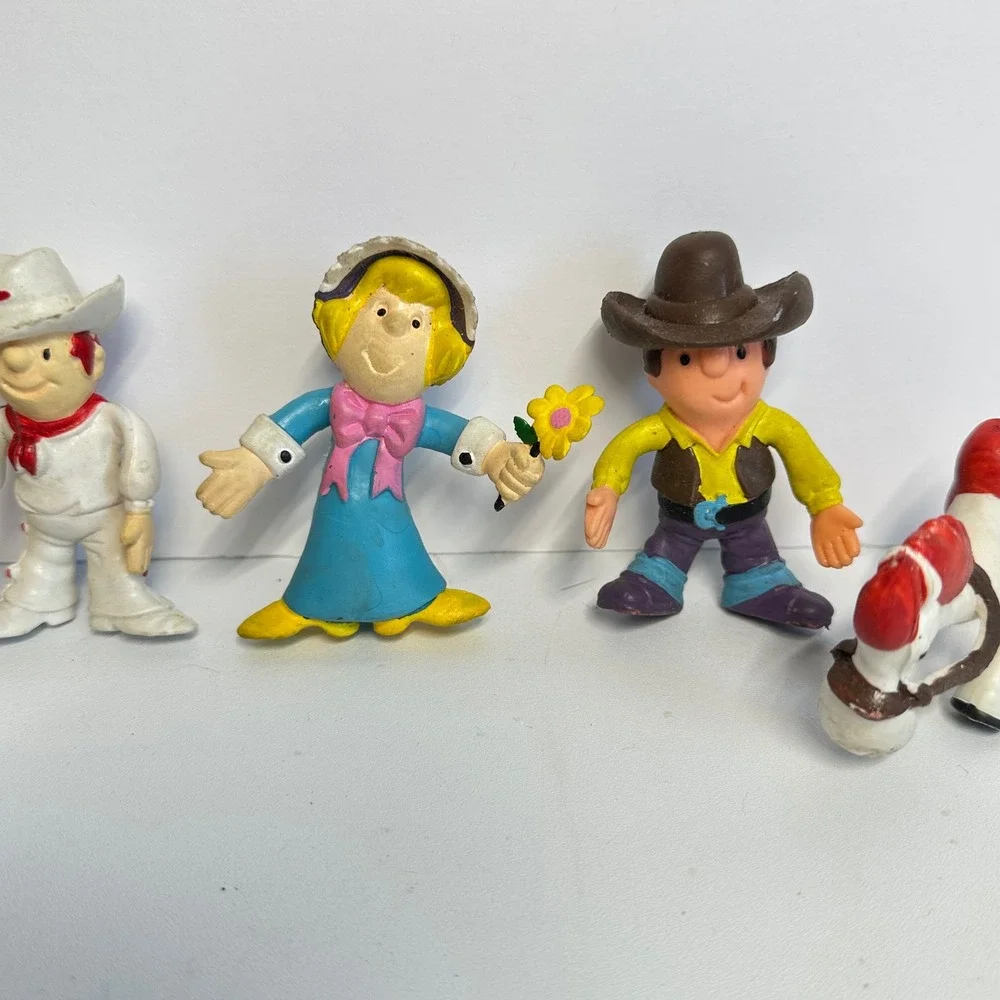 TDQTA Imperial Bendy Figures Set 5pc Hong Kong Western Cowboy Multicolor‎ Fair